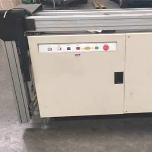 Lowering Gate Passage Way Conveyor